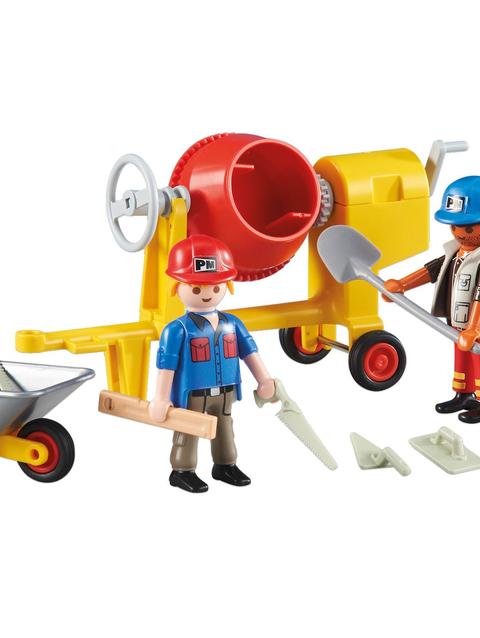 2 Construction Workers